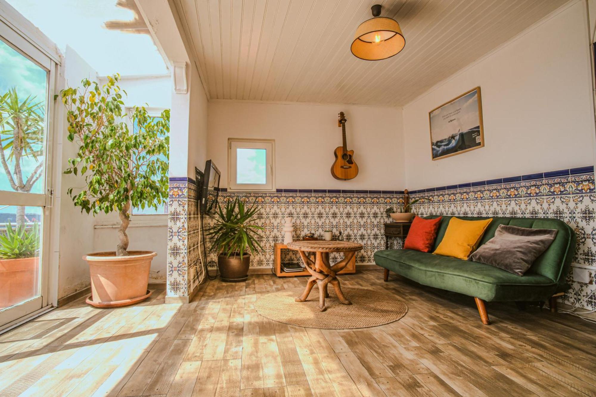 Olympo Shared Flat With Amazing River View * Lissabon